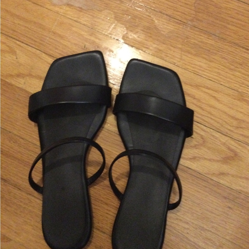 Black Women's Square-Toe Strap Sandals